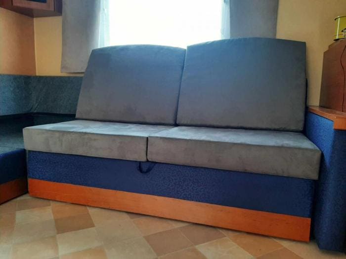 banquette-sk2ynq.jpg