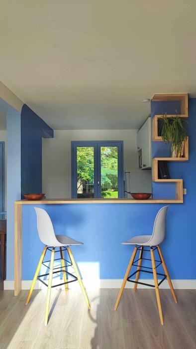 projet-bois-et-mer-la-turballe-expedesign-agencement-architecte-interieur-bar-bois-sur-mesure-decoration-apres-travaux-w6vzgj.jpg