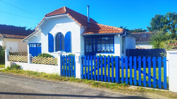 projet-pitchounette-croquis-proposition-salle-a-manger-renovation-maison-piriac-sur-mer-la-baule-pornichet-saint-nazaire-maitre-doeuvre-architecte-dinterieur-expedesign-laurine-gobled-apres-enove-exterieur-avec-portail-4dczti.jpg